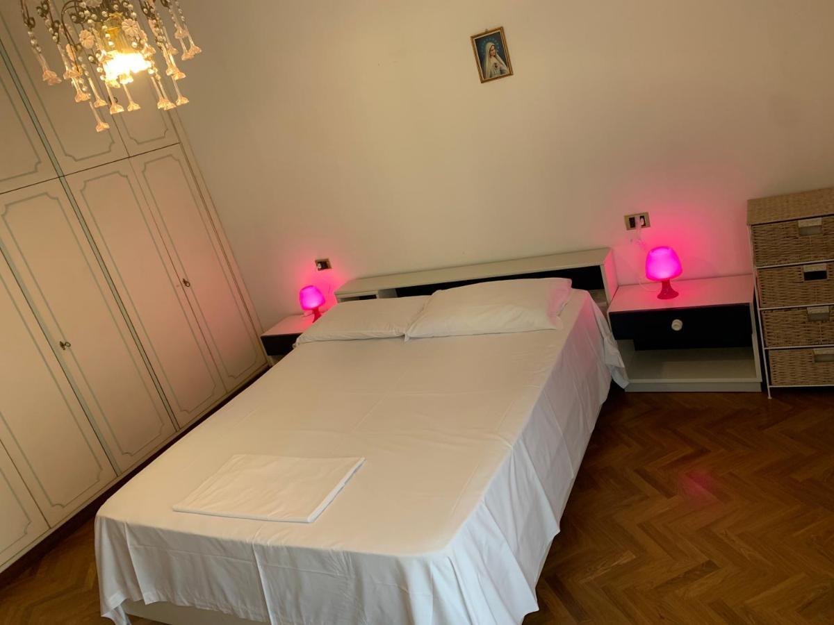 Spazioso Appartamento In Centro Citta Сан-Бенедетто-дель-Тронто Екстер'єр фото